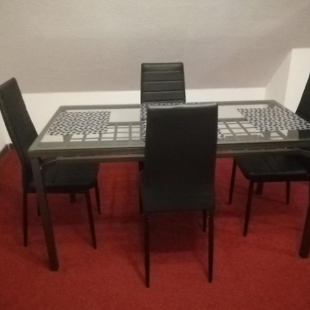 Ferienwohnung In Duesseldorf Hassel Eksteriør billede